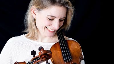 Luister met nieuwe oren - Laura Oomens