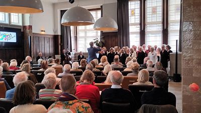Zingen en swingen met het Haarlems Jazz Koor